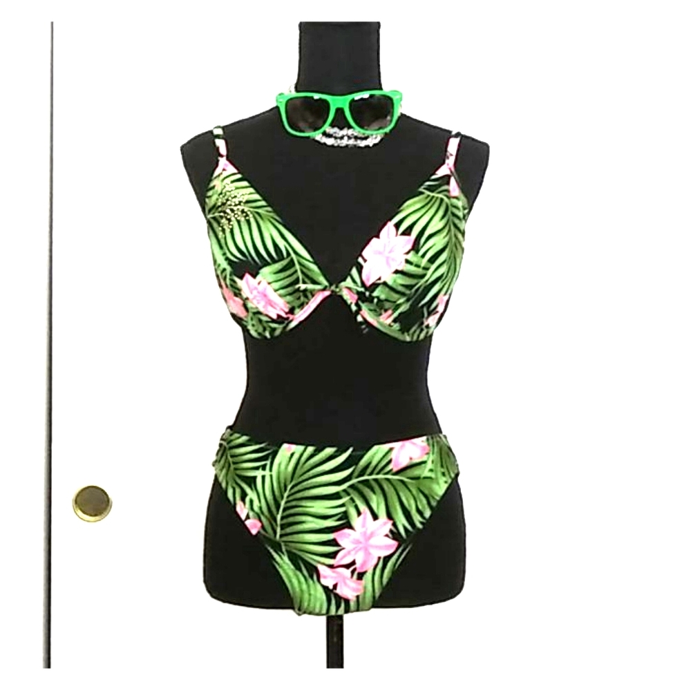 💚👙Endless Sun Swim Suit Size M
